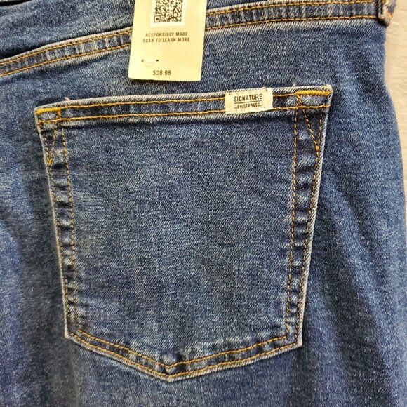 Levi Strauss Signature Jeans Women Size 18 Blue Stretch Denim Boyfriend Cuffs - Picture 6 of 14